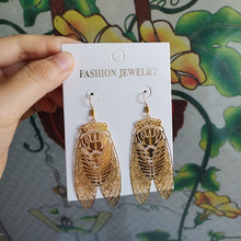 Load image into Gallery viewer, Goldfish Dangle Earrings